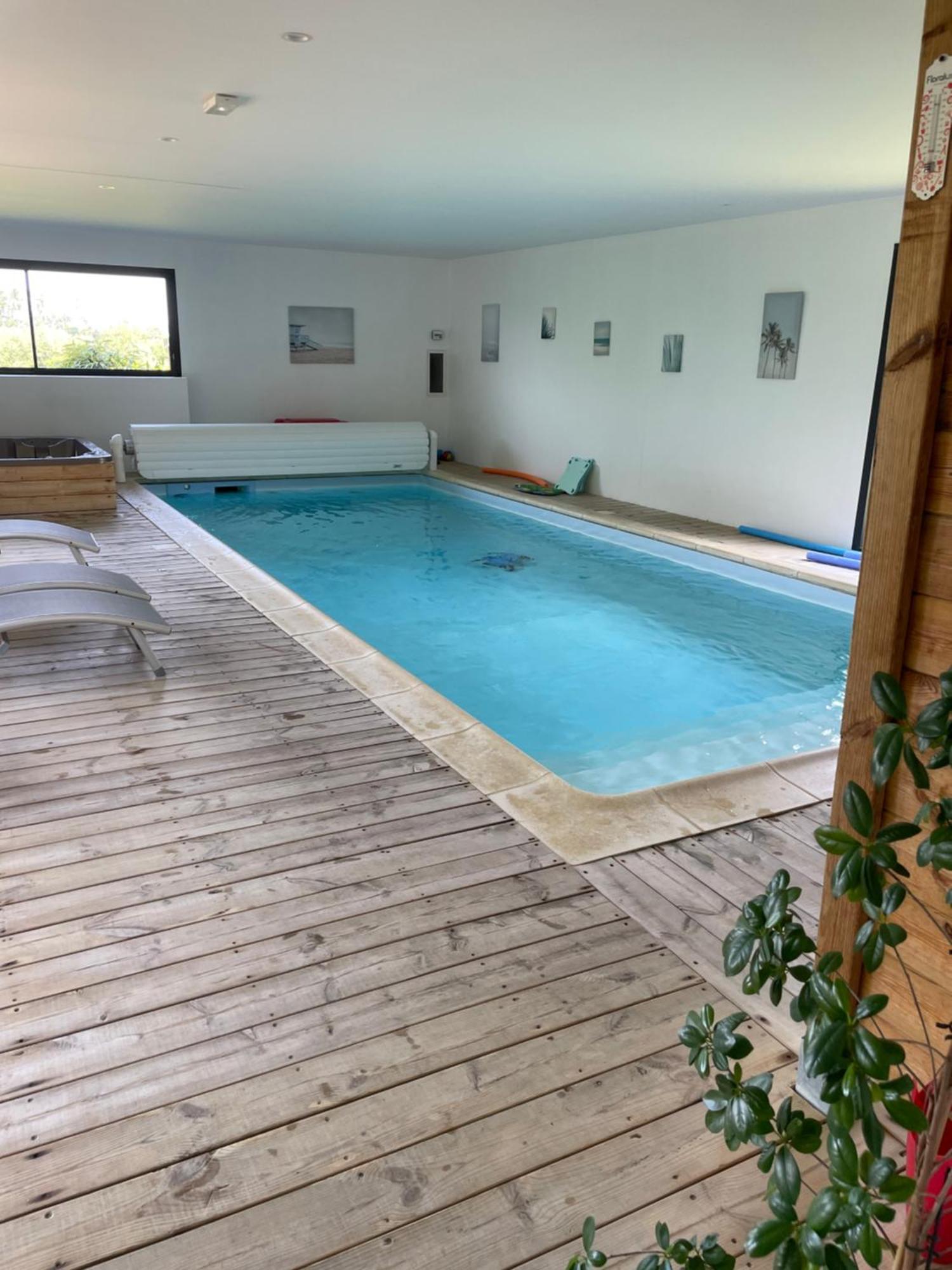 Piscine Interieure Privee Chauffee Toute L Annee St Martin Villa Saint-Martin-l'Hortier Екстериор снимка